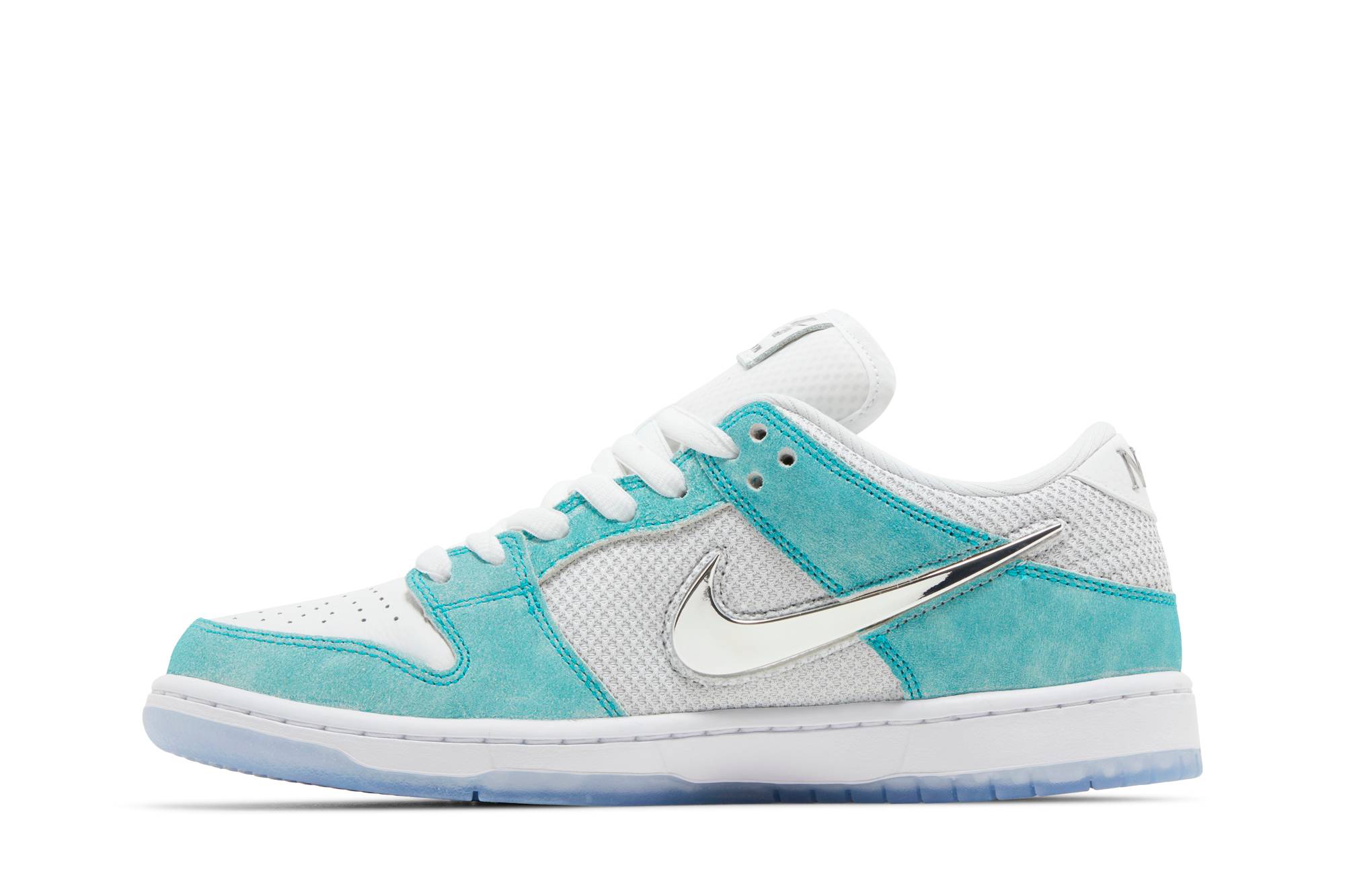 April Skateboards x Nike Dunk Low SB 'Turbo Green' FD2562-400 - Image 3